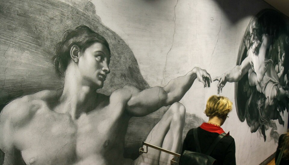 Skaparen är mer än symbolik.