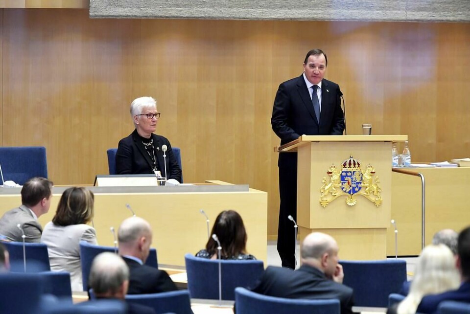Bibeln struken ur skolans kursplan – blev fråga för Löfven ###