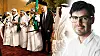 Uppsluppet. USA:s president Donald Trump deltar med liv och lust i den traditionella svärdsdansen när han välkomnades i Riyadh den 20 maj.