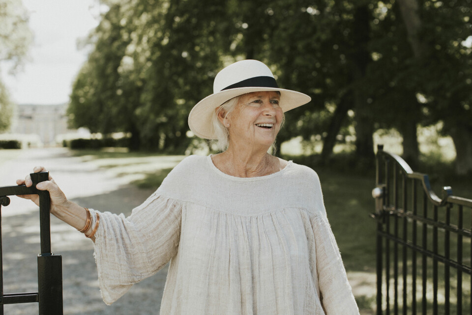 – Jag vill vara tacksam för vad jag hade fått, i stället för att se vad jag förlorade, säger Birgitta. Birgitta Yavari-Ilan, konstnär, illustratör, och författare.