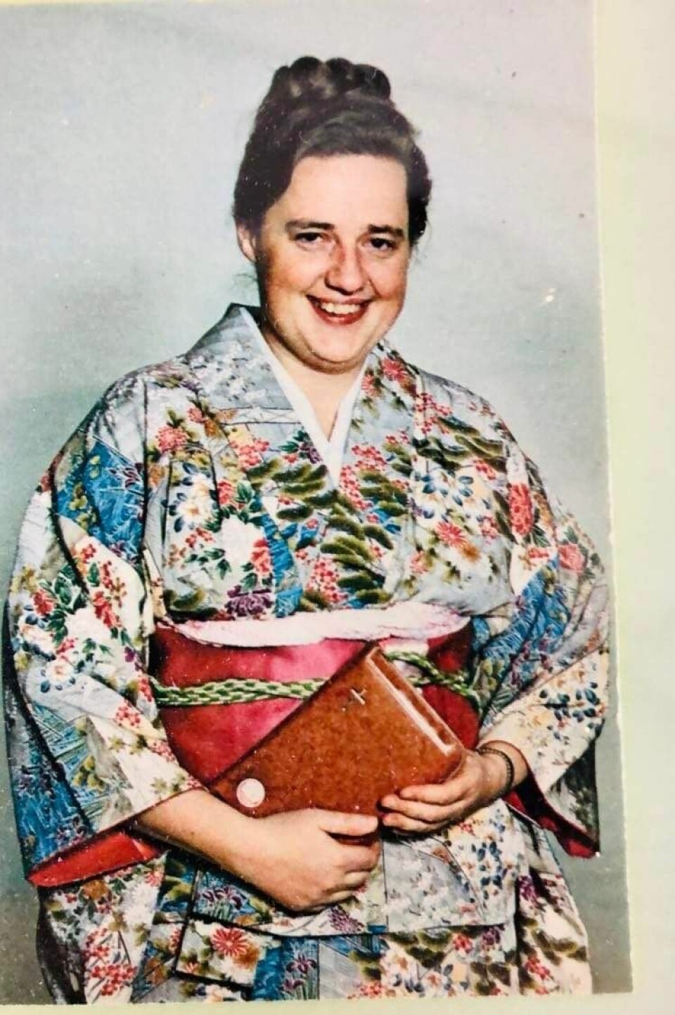 Inger Påhlsson i traditionell japansk klädsel när det begav sig. Inger Påhlsson i traditionell japansk klädsel när det begav sig.