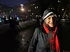 Ljusmanifestation på Raoul Wallenbergs torg i Stockholm till stöd för de personer som kidnappades i samband med Hamas attack mot Israel den 7 oktober. En av personerna som möjliggjorde manifestationen var volontären Paula Grossman.