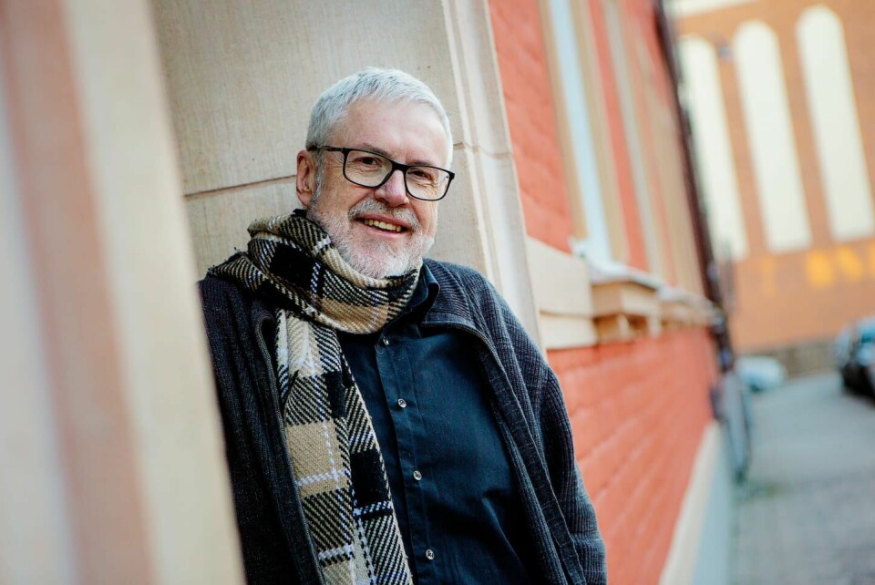 'Om Gud vill ha mig kvar då är jag här, om han säger att det är nog, då får jag väl gå hem', säger John. John van Dinther, grundare av av New Life i Stockholm. Tidigare pastor och numera taxichaufför. Intervju med tidningen Dagen om Johns cancersjukdom.