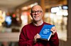 Jonas Dagson är aktuell med boken 'Steg för steg - Studiebibeln'.