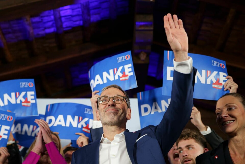 Herbert Kickl tackar alla som röstat på hans parti.