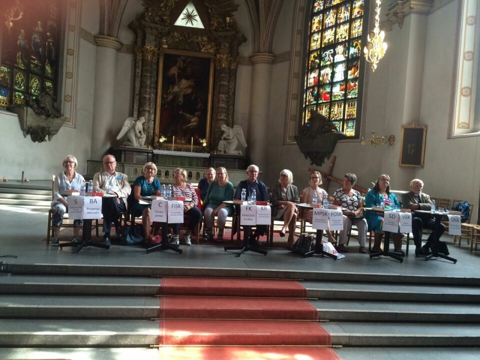 DEBATTGÄNGET. Elva nomineringsgrupper fanns representerade då kyrkovalet debatterades i S:ta Clara kyrka i Stockholm i söndags. DEBATTGÄNGET. Elva nomineringsgrupper fanns representerade då kyrkovalet debatterades i S:ta Clara kyrka i Stockholm i söndags.