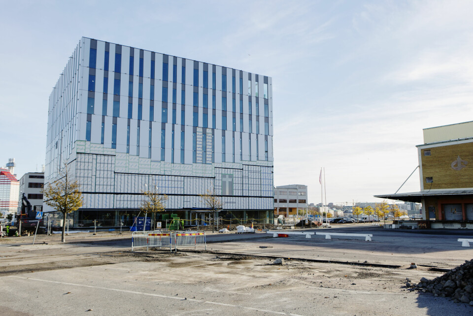 Bygget av Frihamnskyrkan på Hisingen. Hur kommer den nya Frihamnskyrkan på Hisingen att se ut? Dagen gjorde ett studiebesök och fick en guidad tur i den byggnad där en av Sveriges till medlemsantalet största frikyrkor – Smyrnaförsamlingen i Göteborg – flyttar in 2023.