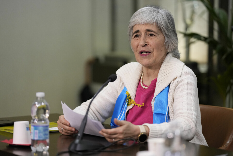 Enligt María Lía Zervinos, ordförande för Världsunionen för katolska kvinnoorganisationer, pekar preliminära undersökningsresultat på att majoriteten av katolska kvinnor anser att de blivit hörda – men att hinder kvarstår. Präster är fortfarande emot kvinnors fulla deltagande, visar undersökningen.