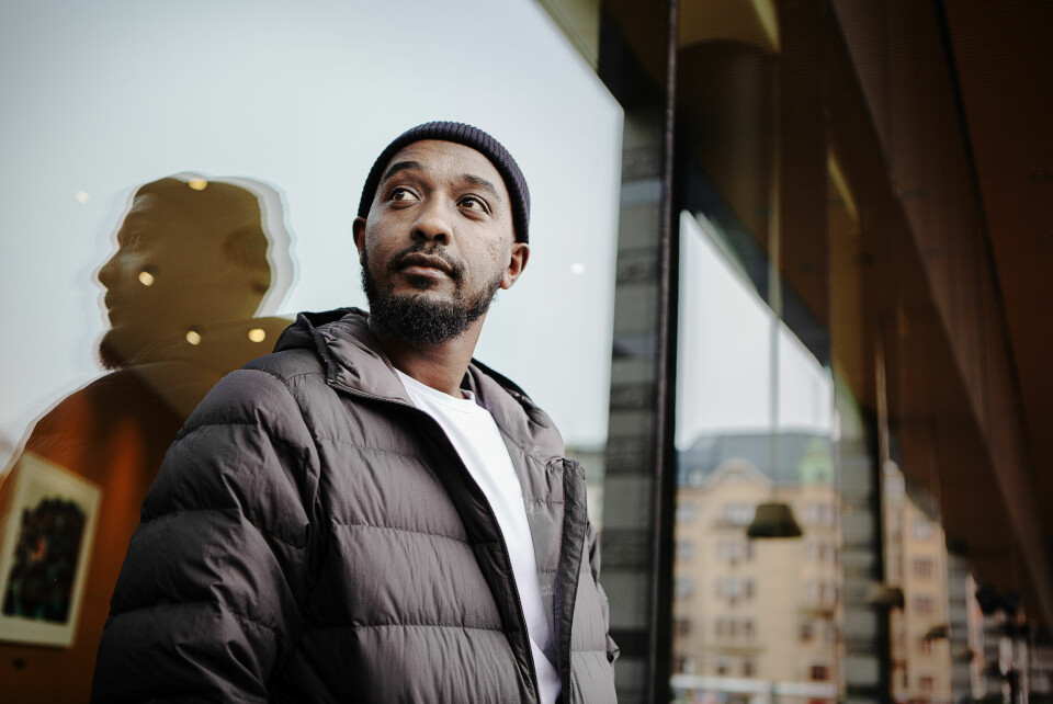 ”Min mamma dog i mina armar när jag var 16 år” Han har släppt två album och brinner för att sprida hopp och kristen tro genom hiphopmusiken. Men resan till att bli Etiopiens första kristna rappare har varit brokig för Sverigeaktuella artisten Kemi. De inhemska kyrkorna tyckte att musiken var för världslig och det var inte förrän Kemi fick dela sin omskakande livsberättelse i nationell tv som dörrarna öppnades.