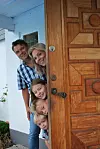 Familjen Forzelius stänger dörren om stressen.