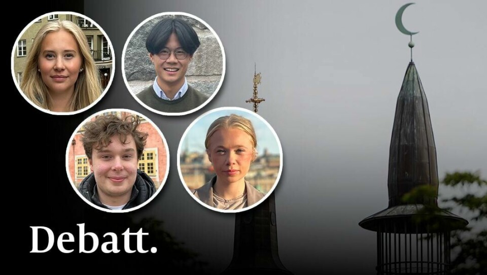 Självklart måste politiken och staten se till att vidta åtgärder för att motverka en antidemokratisering av samhället, skriver debattörerna. Bilden: Katarina kyrka och Stockholms moské på Södermalm. Självklart måste politiken och staten se till att vidta åtgärder för att motverka en antidemokratisering av samhället, skriver debattörerna. Bilden: Katarina kyrka och Stockholms moské på Södermalm.