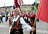 Norrmän i Stockholm firar traditionsenligt 17 maj med parad från Raoul Wallenbergs torg längs Strandvägen till Djurgården och Skansen. Bilden är från förra årets firande.