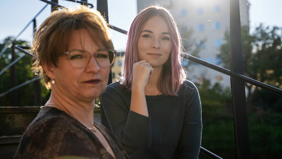 I samtalet med sin mamma frågar Linnéa Kuling hur det kom sig att deras liv blev som det blev. Linnéa Kuling, Kristina Kuling.