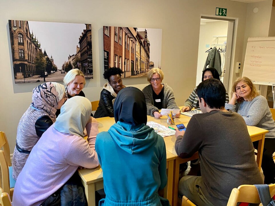 Språkkafé i församlingen Livsglädje Landskrona. Språkkafé i församlingen Livsglädje Landskrona.