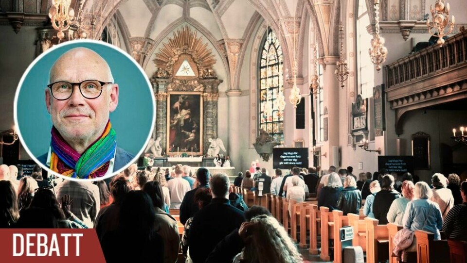Medan någon formulerar en tyst bön i en av bänkarna, kan någon annan ligga och sova i en annan bänk på en annan plats i kyrkan, skriver Pether Nordin. Medan någon formulerar en tyst bön i en av bänkarna, kan någon annan ligga och sova i en annan bänk på en annan plats i kyrkan, skriver Pether Nordin.