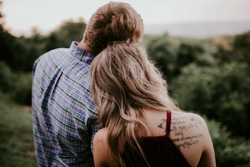 Jag får panik av tanken på att gifta mig, skriver veckans frågeställare till relationsterapeuten. Dagens relationsterapeut Laila Dahl menar att par fundera över hur corona-krisen påverkat relationen och hur man vill använda de insikter man kanske har gjort under våren.