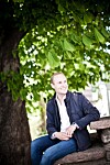 Före detta KDU-ordföranden Aron Modig tar för första gången plats i riksdagen.
