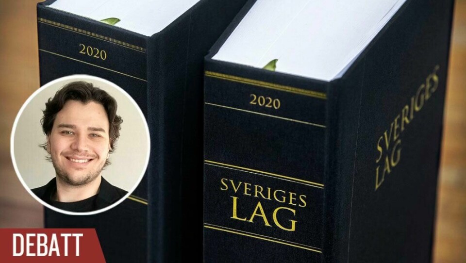 Det är inte osannolikt att det är förhållandevis enkelt att i dagens globaliserade värld få tag i ett falskt pass med en fördelaktig ålder, skriver Christopher Oskarsson, KDU. Det är inte osannolikt att det är förhållandevis enkelt att i dagens globaliserade värld få tag i ett falskt pass med en fördelaktig ålder, skriver Christopher Oskarsson, KDU.