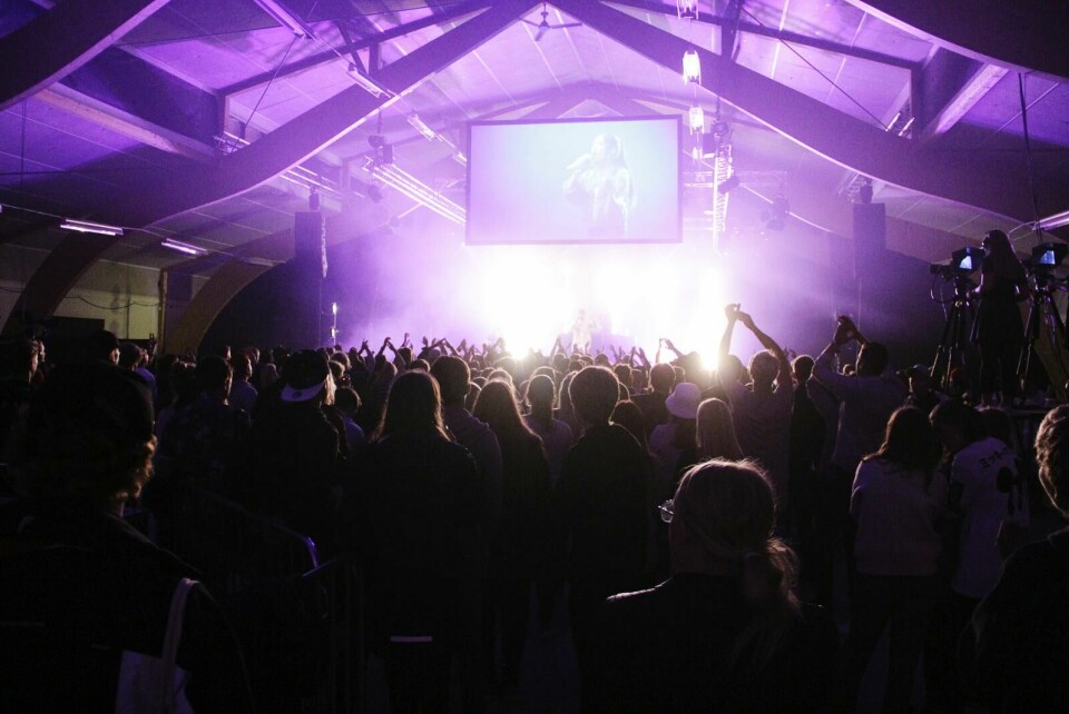 Festivaldags.I dag inleds festivalen Frizon på Torpområdet utanför Kumla. Förutom en mängd konserter, seminarier och gudstjänster lanserar man i år även insamlingssatsningen Frizonhjälpen. Festivaldags.I dag inleds festivalen Frizon på Torpområdet utanför Kumla. Förutom en mängd konserter, seminarier och gudstjänster lanserar man i år även insamlingssatsningen Frizonhjälpen.