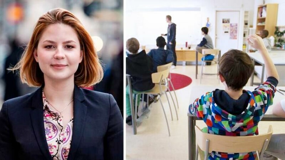 Skolelever har rätt att även i fortsättningen lära sig grundläggande kunskaper om Bibeln och dess berättelser, anser en nystartad grupp på Facebook, startad av Celicia Widell. Gruppen riktar kritik mot Skolverket. STOCKHOLM 201504245
Alf Svensson och Göran Hägglund på kristdemokraternas extra riksting på lördagen.
Foto: Pontus Lundahl / TT / 10050