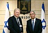 JERUSALEM. Lars Adaktusson och knessets talman Mickey Levy.