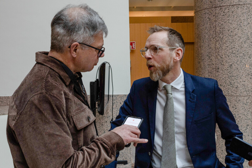 Jakob Forssmed fanns med som politisk tjänsteman i statsrådsberedningen redan i Alliansregeringen. I dag är han förutom socialminister och trossamfundsminister också förste vice ordförande i Kristdemokraterna. Social- och folkhälsominister Jakob Forssmed (KD) intervjuas av Dagens reporter Thomas Österberg på konferensen Pingst pastor international.