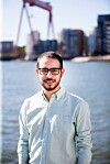Robert Hannah (L) är själv kristen och homosexuell och har sedan 2014 arbetat för ett förbud mot omvändelseterapi i Sverige.