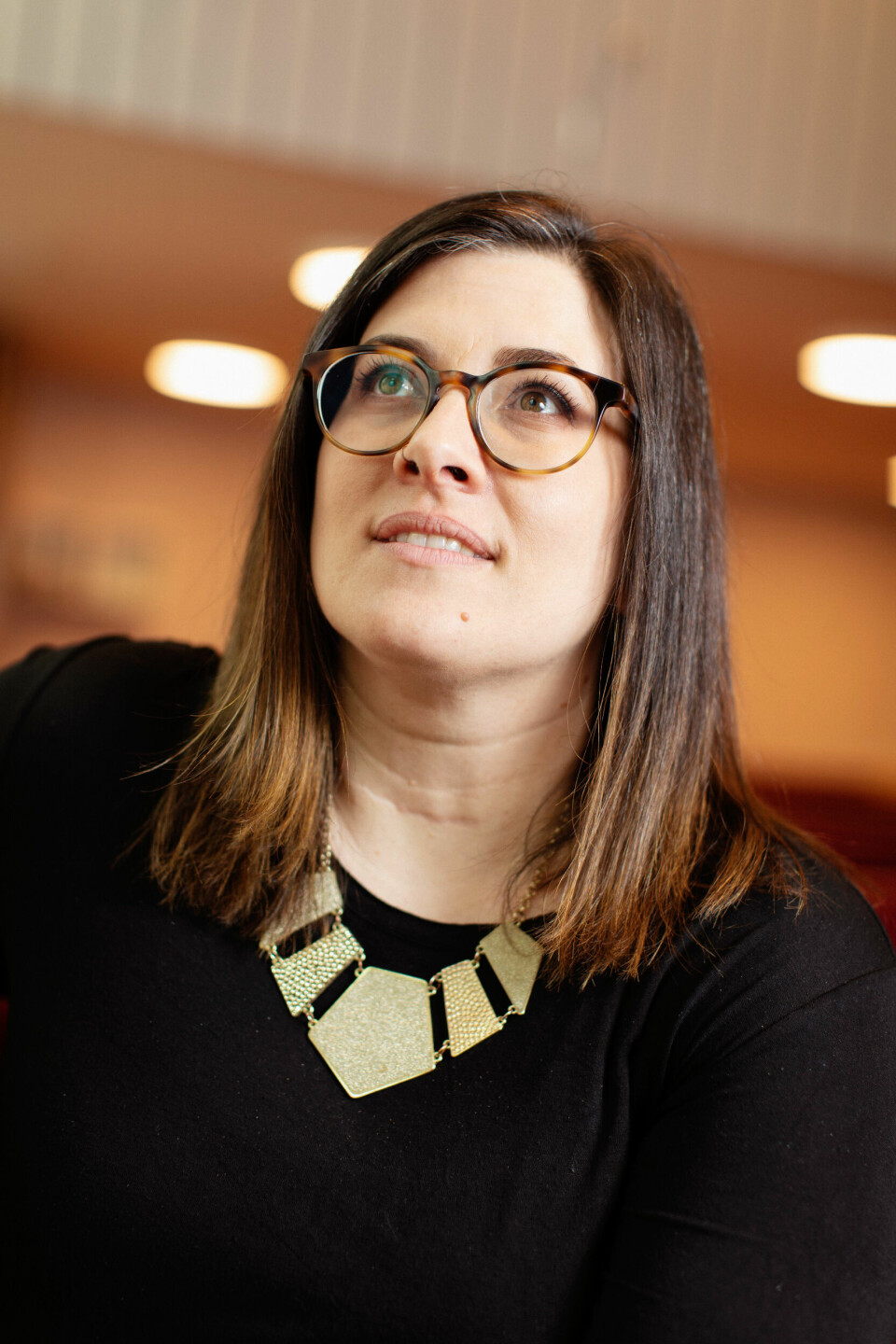 Samatha Davage. Samantha Davage. Lovsångare, musiker, studerar ALT. Umeå.