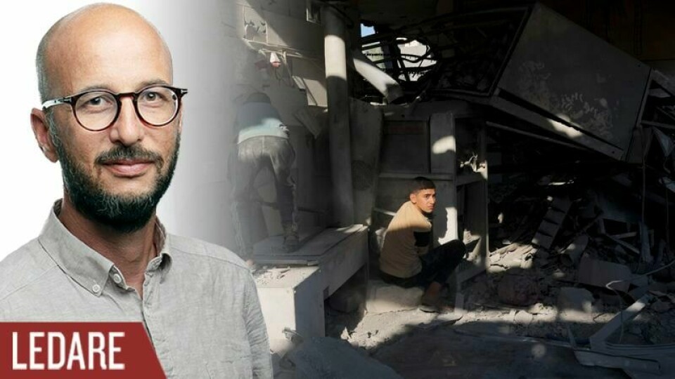 Vi får aldrig ge upp hoppet om fred. Men freden hänger på om hatet kan stoppas från att växa till. Bilden: Ett palestinskt barn som hämtar ägodelar från ett hem förstört i israeliska bombningar den 4 december. Vi får aldrig ge upp hoppet om fred. Men freden hänger på om hatet kan stoppas från att växa till. Bilden: Ett palestinskt barn som hämtar ägodelar från ett hem förstört i israeliska bombningar den 4 december.