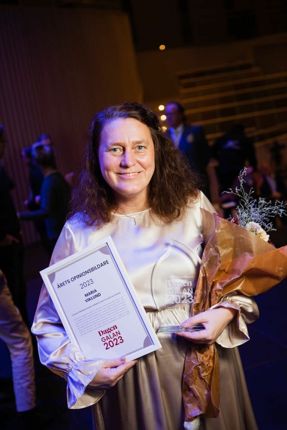 Maria Viklund tog emot pris som Årets opinionsbildare. Dagengalan 2023 i Smyrna Frihamnskyrkan i Göteborg.