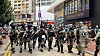 Poliser mötte upp demonstranterna som samlats för att demonstrera under onsdagen.