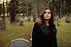 2025-01-31 StockholmVictoria Grace, sångerska. Vi gör ett reportage till påskdagen om relationen mellan Victoria och hennes mamma som ligger begraven på skogskyrkogården.