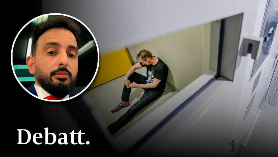 Brott är inte en följd av brist på fängelser, utan ett resultat av flera sammanflätade faktorer, bland annat fattigdom, arbetslöshet och brist på utbildning, skriver Ahmed Mulai. Man i cell. Infälld bild på debattören Ahmed Mulai.