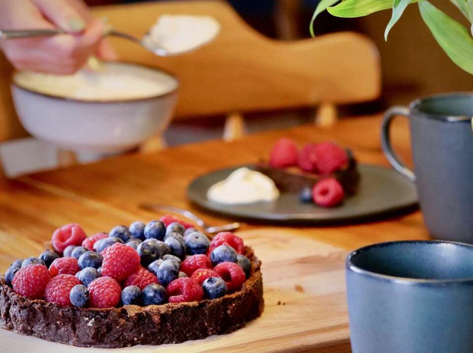 Elin bjuder på chokladig fudge. Elin bjuder på chokladig fudge.