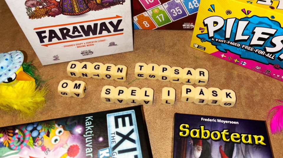 Dagen testar brädspel i påsk. 'Dagen tipsar om spel i påsk' skrivet med bokstavstärningar. Omslag till spelen Faraway, Mind up!, Piles!, Kaktjuvarna i Monsterköping och Saboteur. Påskkyckling.