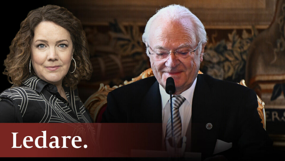 Kung Carl Gustaf och kronprinsessan Victoria hade konselj på slottet med anledning av prinsparets nyfödda barn och informerar regeringen om barnets titel, namn samt tilltalsnamn. Kung Carl Gustaf och kronprinsessan Victoria hade konselj på slottet med anledning av prinsparets nyfödda barn och informerar regeringen om barnets titel, namn samt tilltalsnamn.