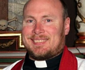 Svenska kyrkan drar tillbaka varning mot öldrickande prästerna