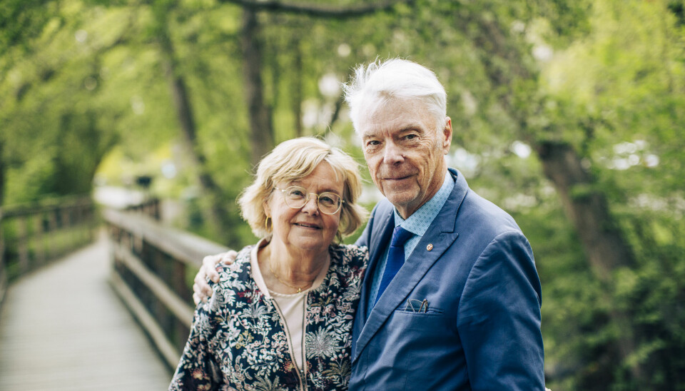 Ingalill och Stigbjörn Bergensten har skrivit böckerna 'Ensamma herrars café' och 'Mera liv på Ensamma herrars café'.