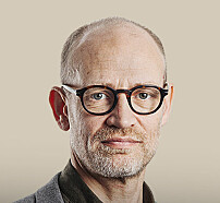 Orimligt att samfundsledares avgång aviseras ett år i förväg