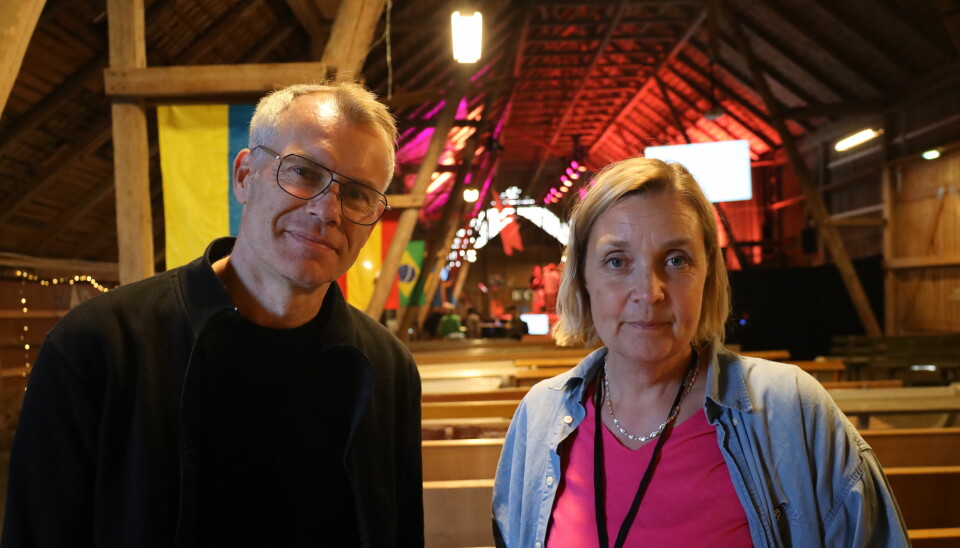 Redan den 18 mars i år, 14 månader innan ny missionsdirektor väljs i mitten av maj nästa år, aviseras att Ingemar Forss och Linalie Newman kommer att avsluta sin period som missionsdirektorer i EFK.