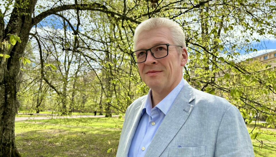 Thomas Ekstrand är universitetslektor i systematisk teologi och lever med bipolär sjukdom, typ 2. 'Det är psykiatrins motsvarighet till den somatiska medicinens cancersjukdomar. Den är livshotande', säger han. Thomas Ekstrand är universitetslektor i systematisk teologi.
