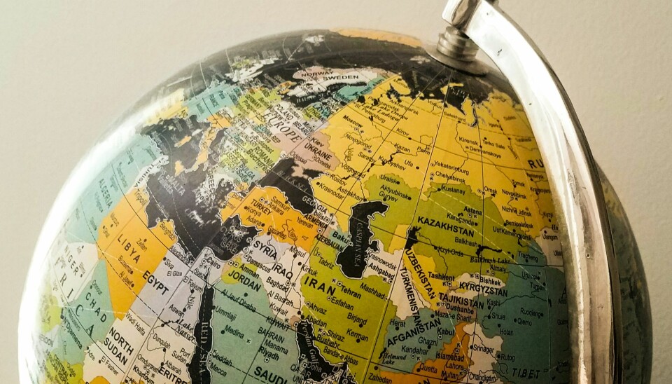 En växande skuldkris i en lång rad länder i Afrika, Asien och Latinamerika skapar inga stora rubriker, skriver debattörerna.