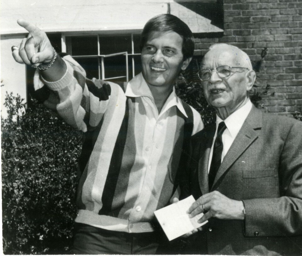 Lewi Pethrus med amerikanska sångaren Pat Boone.