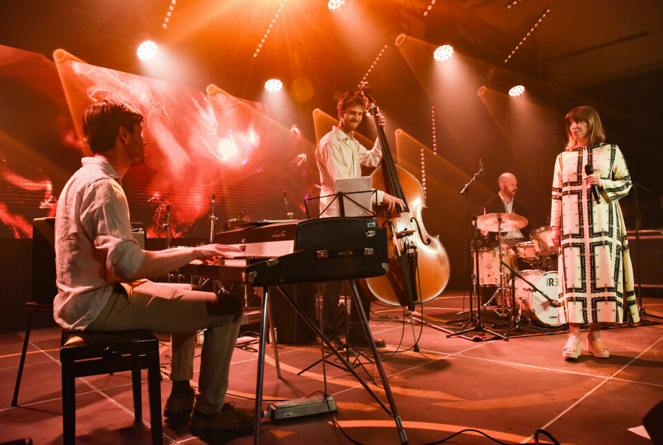 Amanda Ginsburg kom med sin trio och uttryckte tacksamhet över en festival som har plats även för jazz.