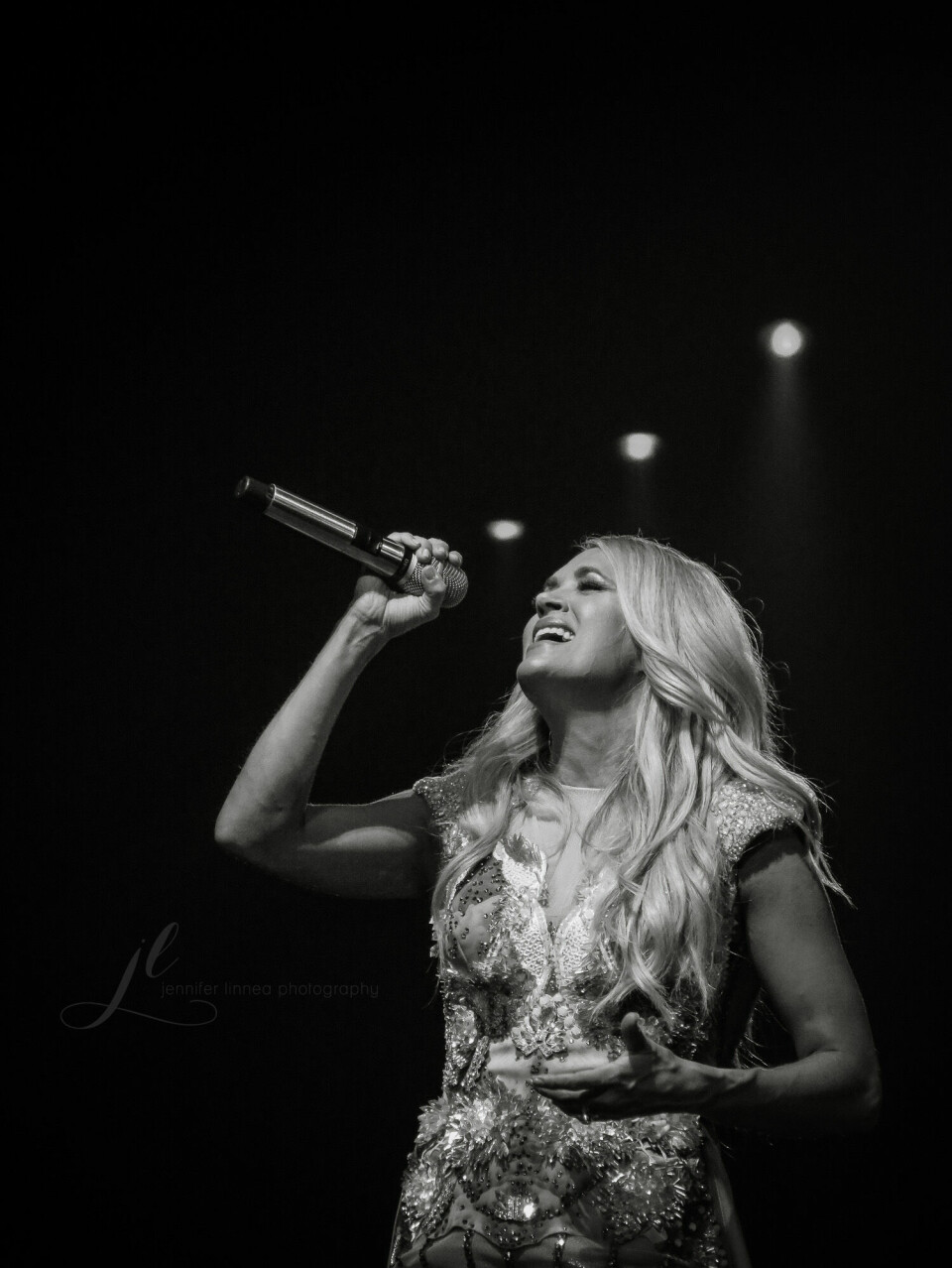Carrie Underwood sitter numera i juryn för ”American Idol”.