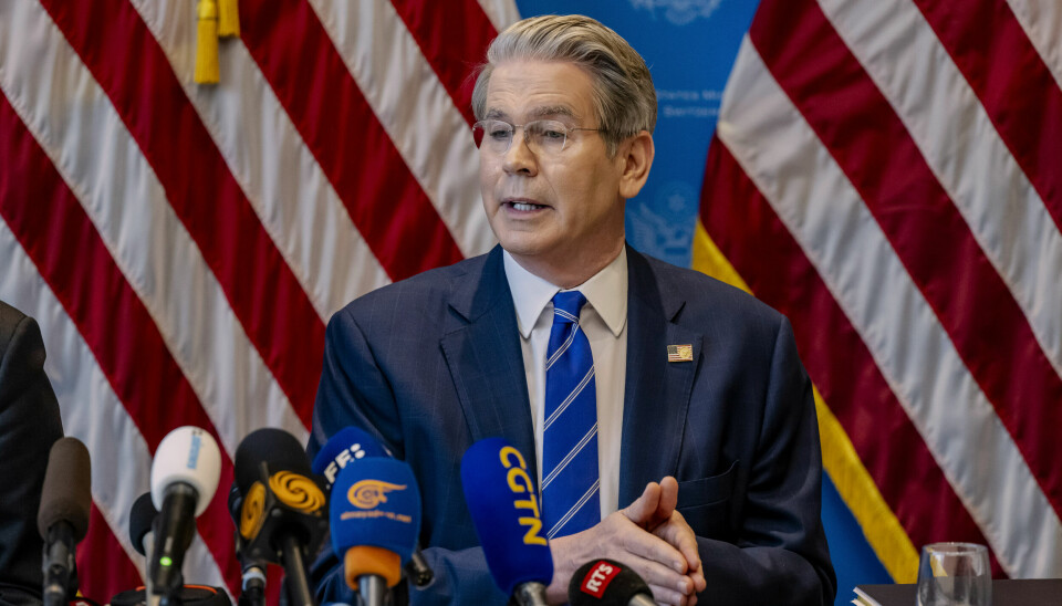 Förhandlingarna i Schweiz i maj får sin fortsättning i Stockholm just nu. USA:s finansminister Scott Bessent leder den amerikanska delegationen, här på presskonferens i Genève. Förhandlingarna i Schweiz i maj får sin fortsättning i Stockholm just nu. USA:s finansminister Scott Bessent leder den amerikanska delegationen, här på presskonferens i Genève.