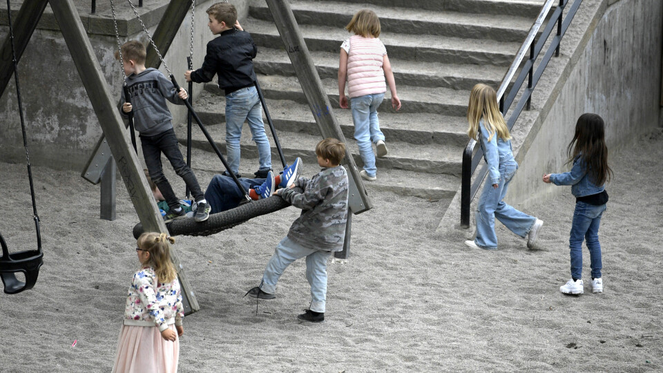 ”Vi skapar sköra barn genom att överbeskydda dem”